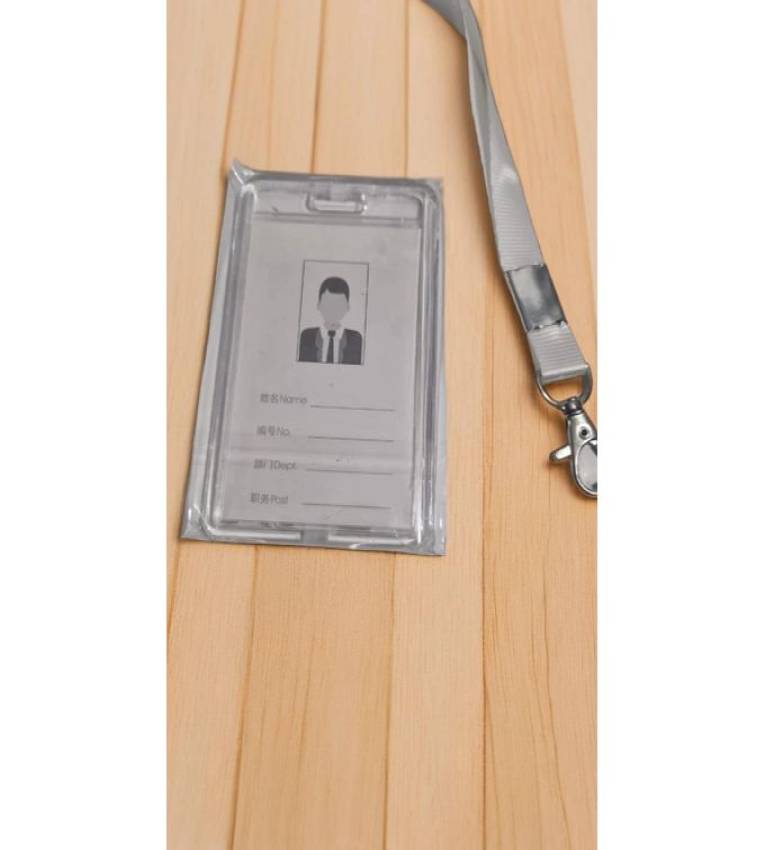 11.2 x 7 cm Porte-carte de travail  en plastique transparent , pour carte d'identité et carte de crédit et carte visite